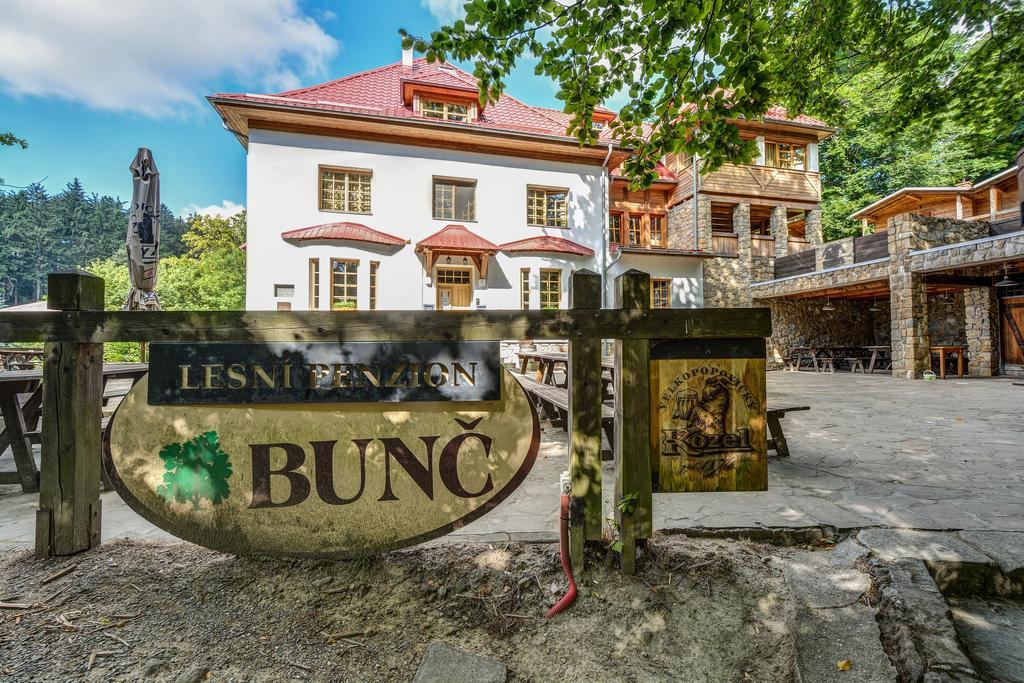 Lesní penzion Bunč Jankovice Esterno foto