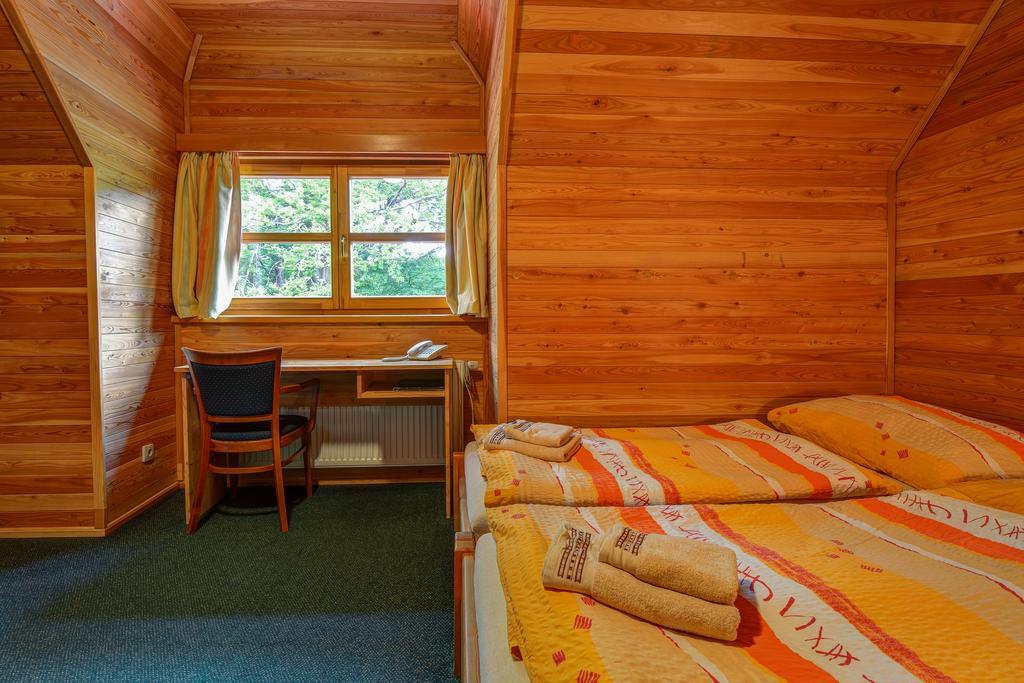 Lesní penzion Bunč Jankovice Esterno foto